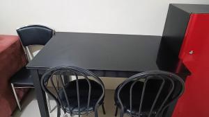 Spacious simple one-bedroom condo at Shell Residence