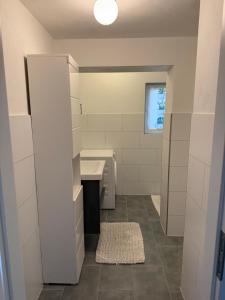 Gemütliche voll ausgestattete 1 bis 2 Personen Wohnung im Weindorf Grolsheim zentral ruhig und perfekt angebunden