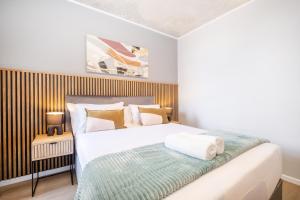 318 Riverlands - Lux 1 bedroom Apartment