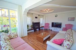 Alpine Villa at Hisarönü Ölüdeniz Ovacık Fethiye 6+2, 12 People