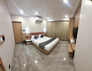 Hotel Earth Orbit