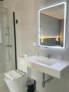 ITOUR Hotel & Coffee