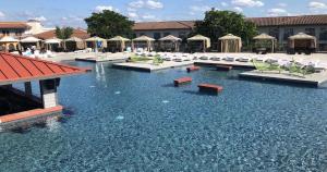 Lazy Waves-Private 2 BD2BA WPool Access-Sleeps 6