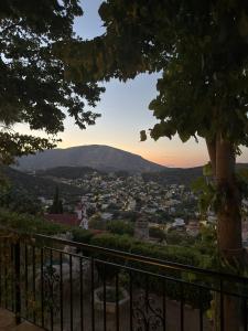 Eagles Nest Villa Athenian Riviera in Aghia Marina near Lagonisi, next to the beach close to Athens Airport