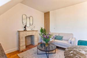 La cabane moderne, parking gratuit au centre de Falaise - SAS Larès