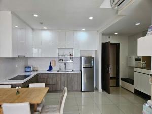 Tranquil City Escape