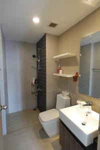 Tranquil City Escape