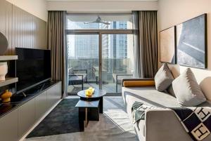 FAM Living - Urban Stays - MAG318, 5 mins to Burj Khalifa