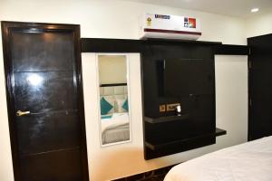 Hotel MKG Inn Club and Bar Jaipur