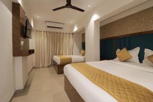 Hotel Crystal Palace Near US Consulate Bandra Kurla Complex Mumbai Near Mumbai Airport Mumbai