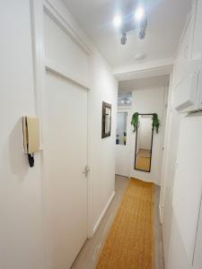 Modern and cozy apartment in London