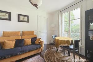Charming - One-Bedroom Apartment in Paris 5th
