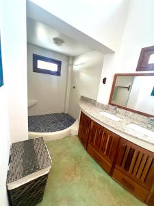 Una Buena Caminata-Pedasi