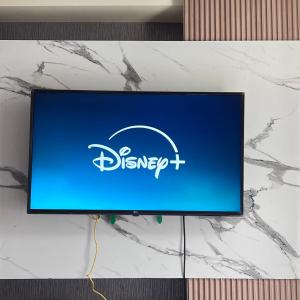 New Modern Contemporary Condo