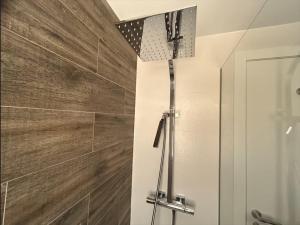 Piso de dos dormitorios y parking