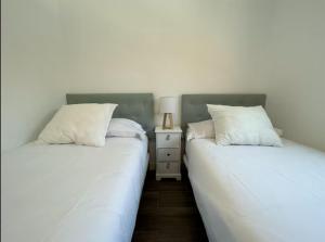 Piso de dos dormitorios y parking