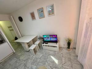 Charmant studio à 2 pas de la mer et du train