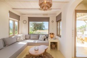 4Twaves beach house - BeachFront in Agios Ioannis