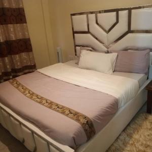 Erick and Devota apartments