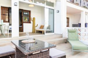 Bungalow Pink summertime - Winter by the Sea