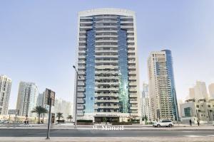 Cozy 1BR Apartment in Dubai Marina with City Views
