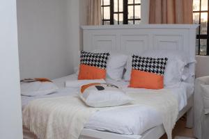 Couple-Friendly Studio Apartment In Ngara