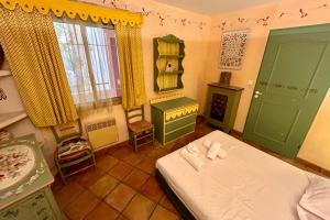 Spacious & Unique Sea View Apt Terrace Pool & Charm