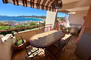 Spacious & Unique Sea View Apt Terrace Pool & Charm