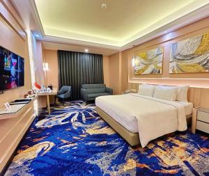 Hotel Fairmount Plaza Near Airport