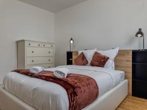 Le Perrin - Parc Paul Mistral - Stade des Alpes