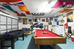 The Beauty of Solana near Disney and Universal