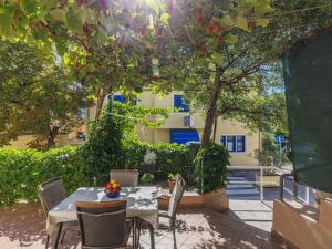 Apartment Lidija by Interhome