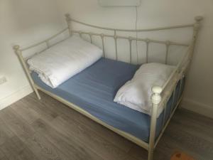 Southall - Sleeps 3 & Great Transport Links