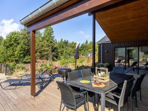 Holiday Home Heidi - 1km from the sea by Interhome