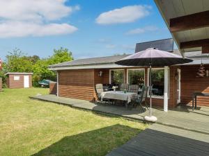 Holiday Home Felicity - 250m from the sea by Interhome