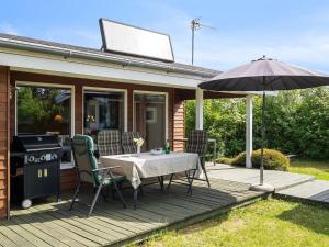 Holiday Home Felicity - 250m from the sea by Interhome