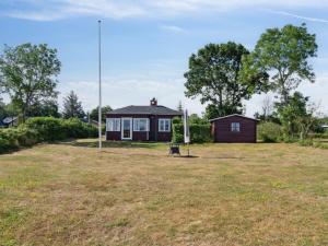 Holiday Home Mirkka - 50m from the sea by Interhome