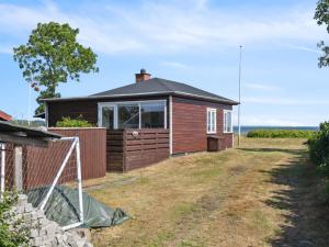 Holiday Home Mirkka - 50m from the sea by Interhome