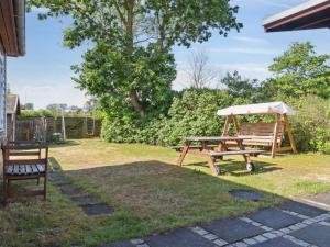 Holiday Home Mirkka - 50m from the sea by Interhome