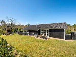 Holiday Home Rekke - 300m to the fjord by Interhome