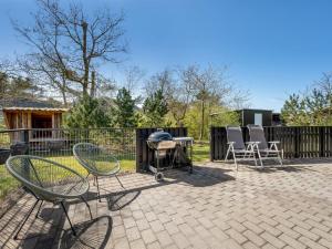 Holiday Home Rekke - 300m to the inlet by Interhome