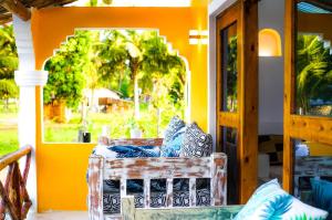 Craft House - An Artistic Oasis