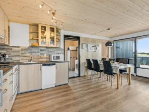 Holiday Home Signhild - from the sea by Interhome