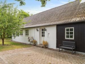 Holiday Home Finja - 6km from the sea by Interhome