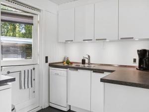 Holiday Home Thordgrim - 600m from the sea by Interhome