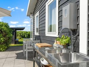 Holiday Home Iven - 140m from the sea by Interhome