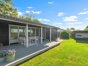 Holiday Home Iven - 140m from the sea by Interhome