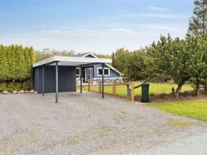 Holiday Home Reidar - 600m from the sea by Interhome