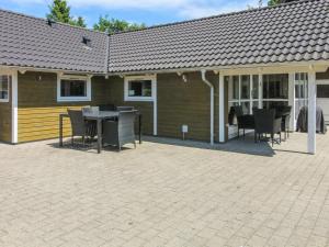 Holiday Home Sanna - 30km from the sea by Interhome