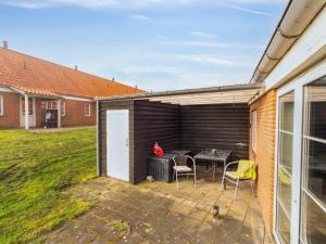 Holiday Home Ubbe - 200m from the sea by Interhome